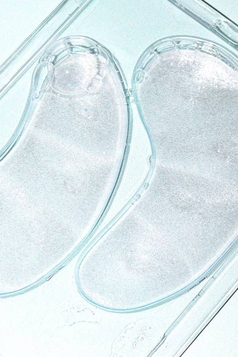 Illuminating Diamond Dust Under Eye Mask | Spa Life
