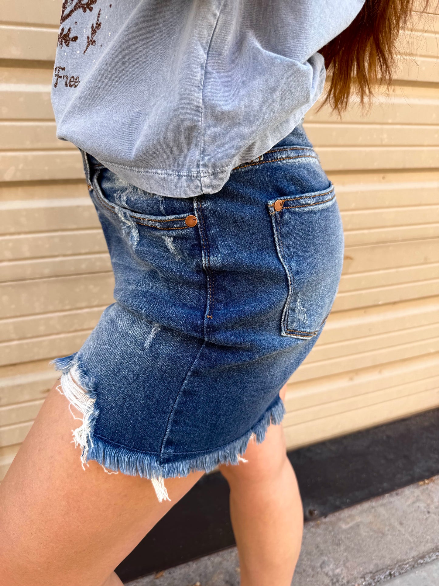 JUDY BLUE Two Button Dad Shorts side