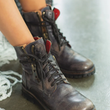 Tactic Trek Booties in Black Driftwood | Bed|Stü