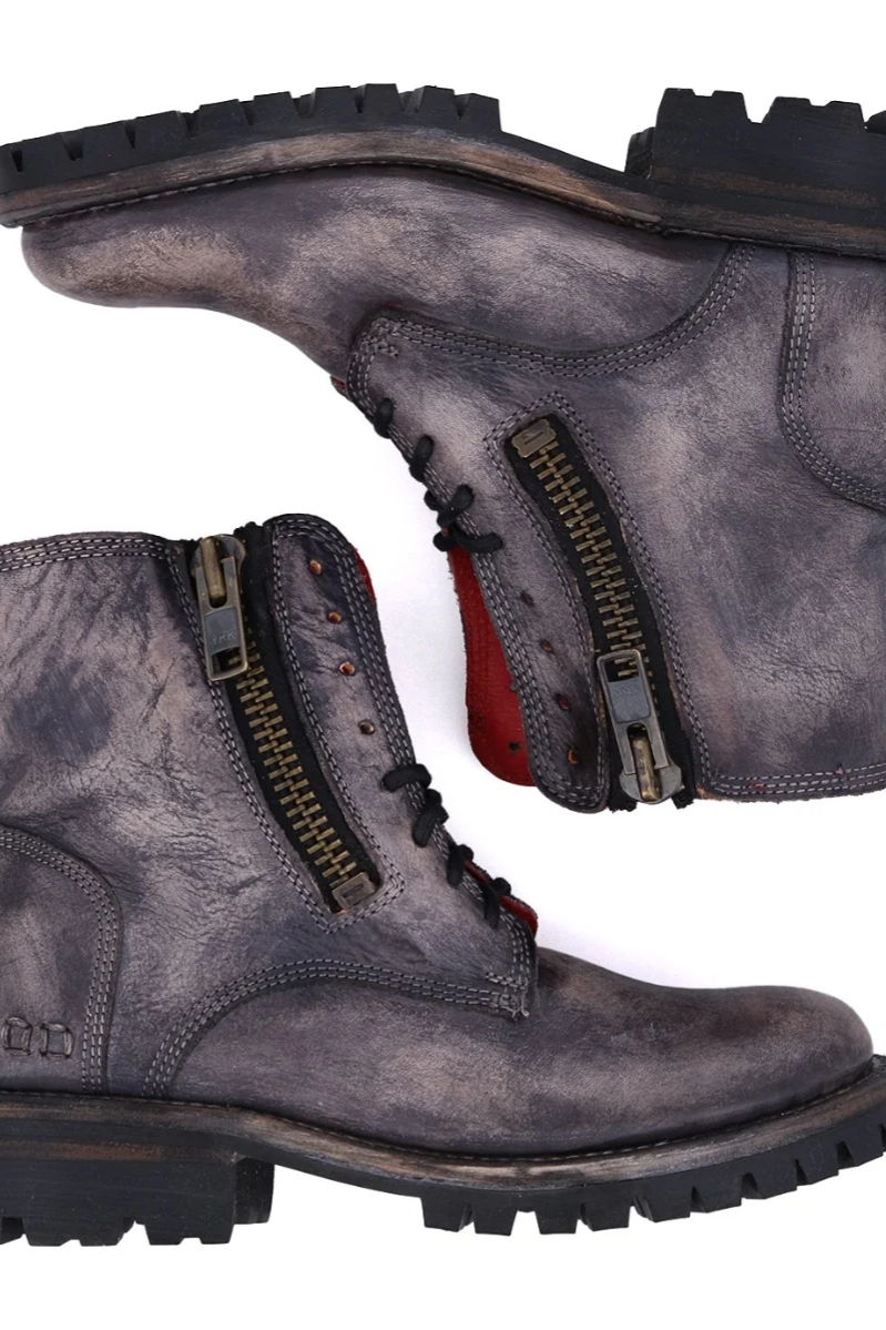 Tactic Trek Booties in Black Driftwood | Bed|Stü