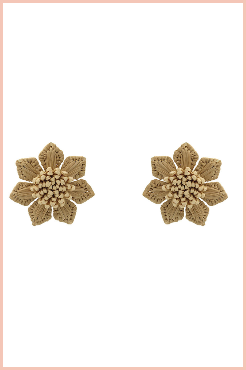 RAFFIA FLOWER STUD EARRINGS