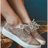 Ariza in Tan Epica | Roan by Bed|Stü