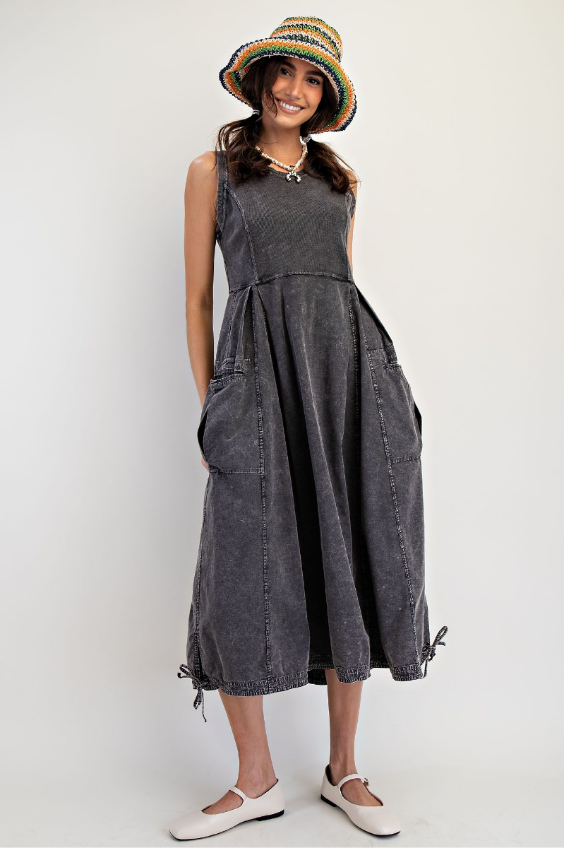 Mineral Washed Rib Knit Cargo Maxi Dress | Black