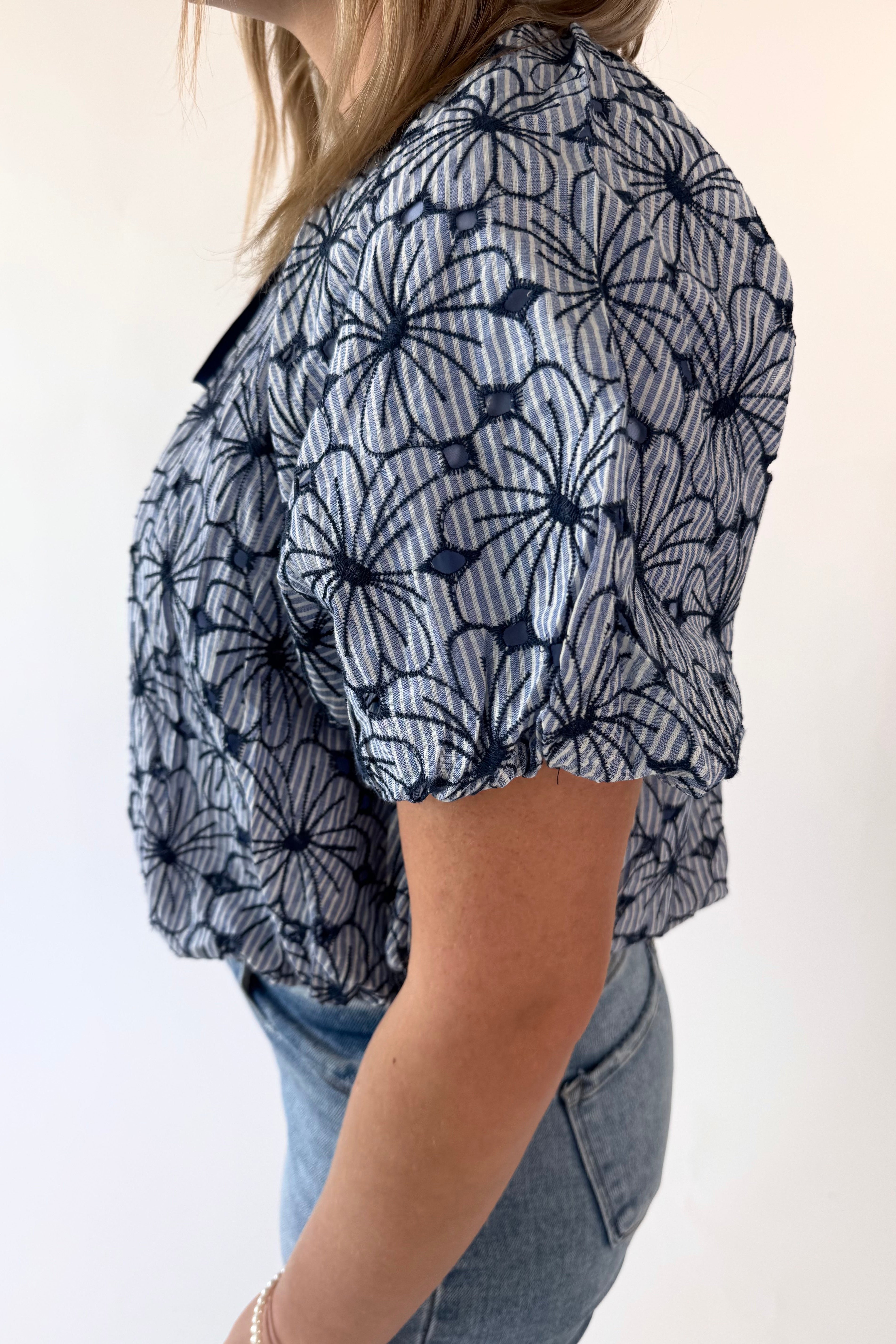 Floral Print Balloon Front Tie Top