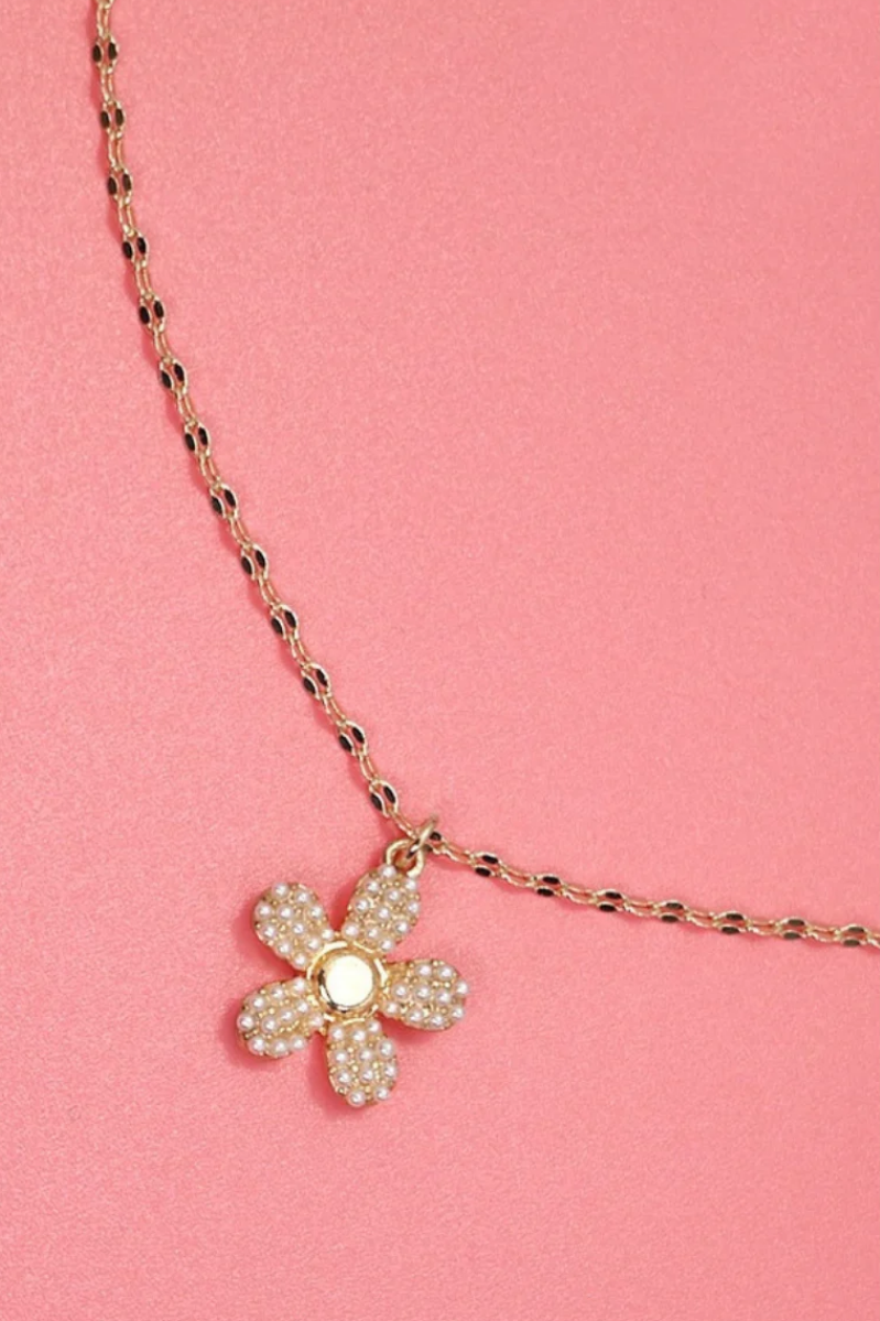 Pearl Flower Charm Necklace | Gold