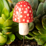 Hide-A-Key Mushroom Stake | Natural Life