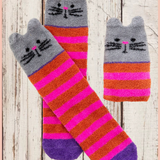 Snuggly Cat Socks | NATURAL LIFE