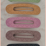 Matte Quilted Flat Clip