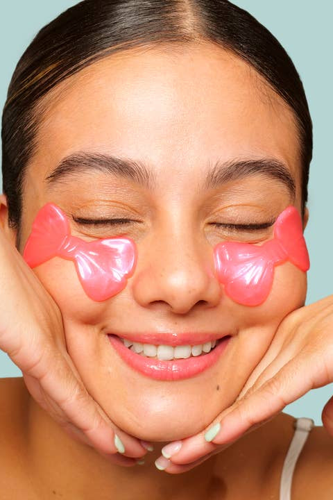 Pretty in Pink Brightening Under Eye Mask | Spa Life