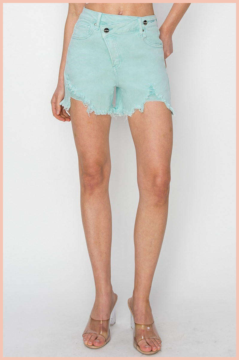 RISEN HIGH RISE CROSSOVER SHORTS | MINT