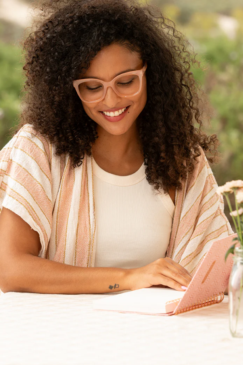 Eco-Sustainable Blue Light Readers | Nora | Blush/Walnut/Blue Light