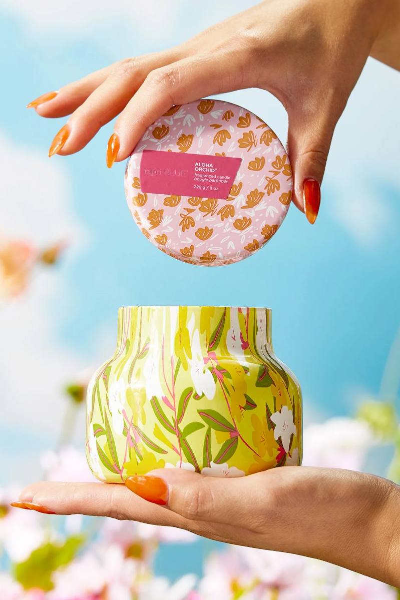 Aloha Orchid Pattern Play Signature Candle