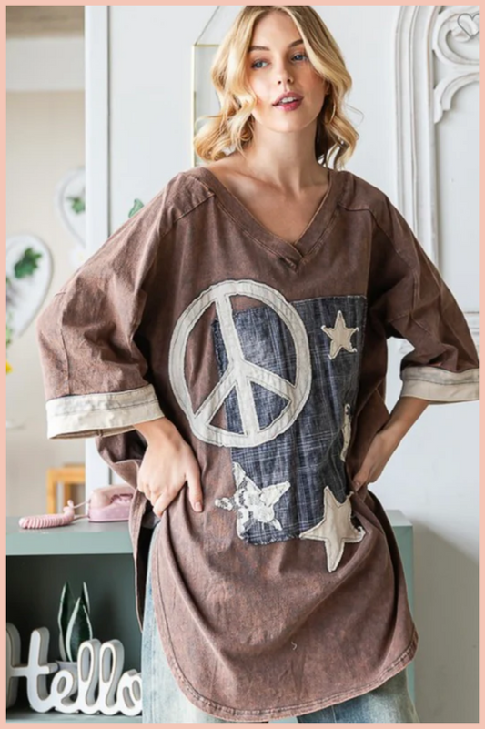 WASHED PEACE AND STAR APPLIQUE LONG TOP | CHARCOAL