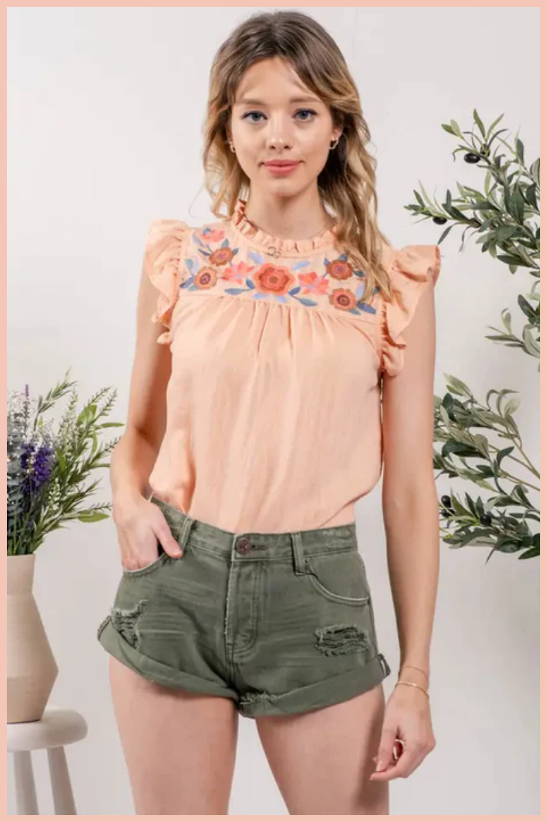 FLORAL EMBROIDERY TOP | SALMON
