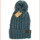 BEANIE WITH POM POM TOP