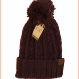 BEANIE WITH POM POM TOP