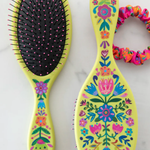 Wet + Dry Detangling Hairbrush | Natural Life