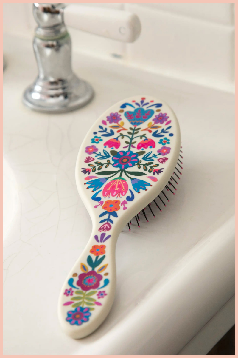 Wet + Dry Detangling Hairbrush | NATURAL LIFE | Cream