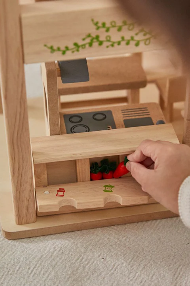 Solar Green Dollhouse + Furniture | Plan Toys