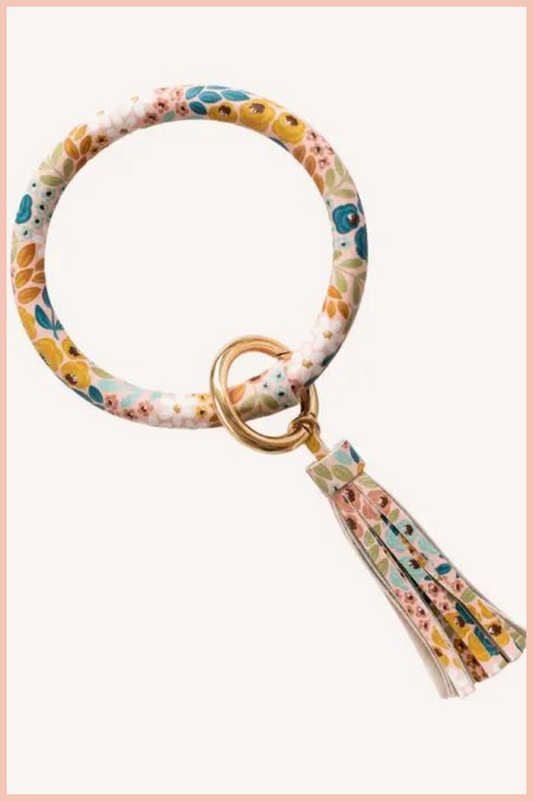 Circle Wristlet Keychain | Honeysuckle Floral