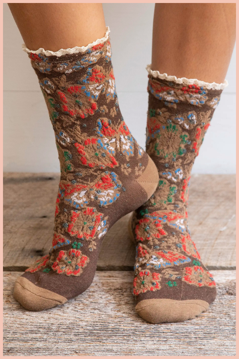 Blossom Crew Socks & Scrunchie | NATURAL LIFE