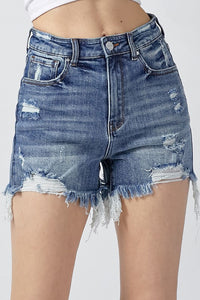 HIGH-RISE SHORTS | MEDIUM